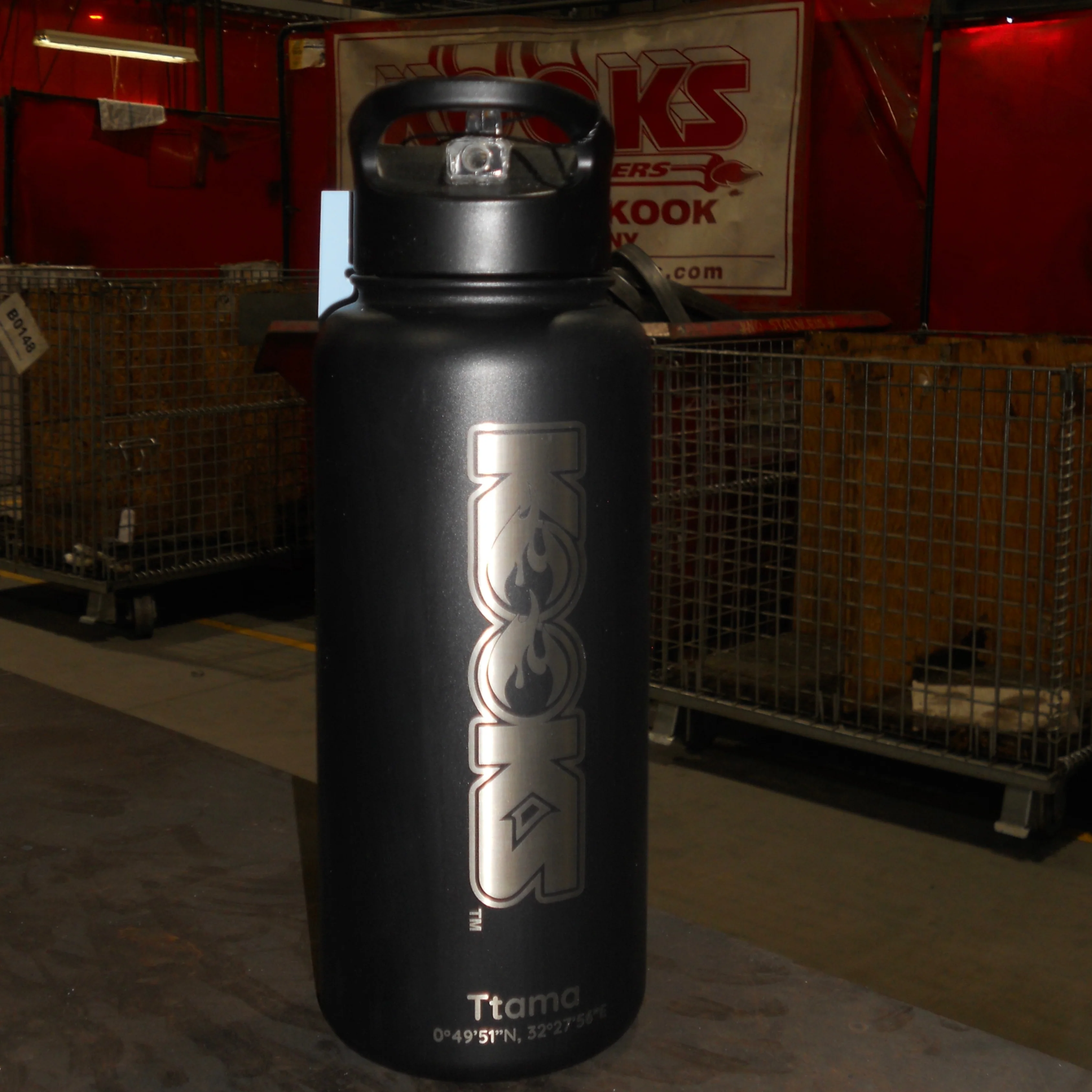 Kooks Black Water Bottle - 32 oz. - Image 4